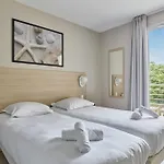 Odalys Les Oceanides 아파트호텔 라론드레모레