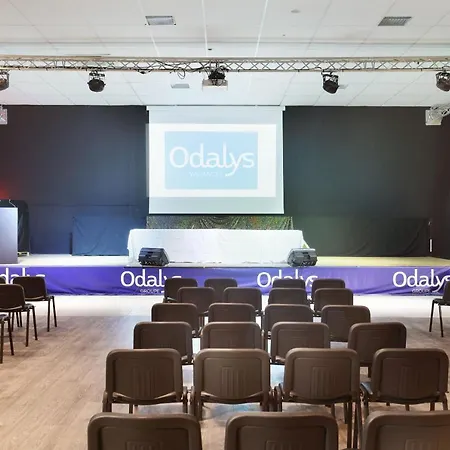 Aparthotel Résidence Odalys Les Océanides 3*