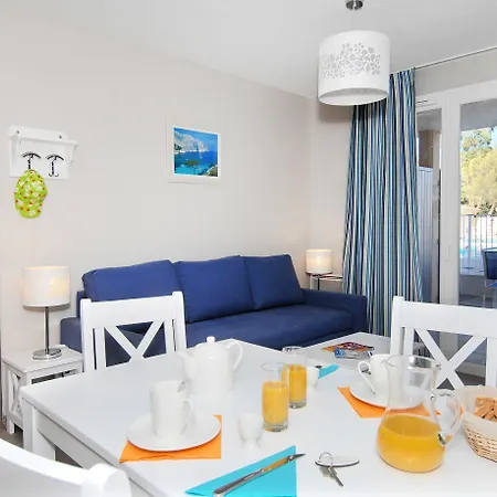 Aparthotel Odalys Les Oceanides 3*
