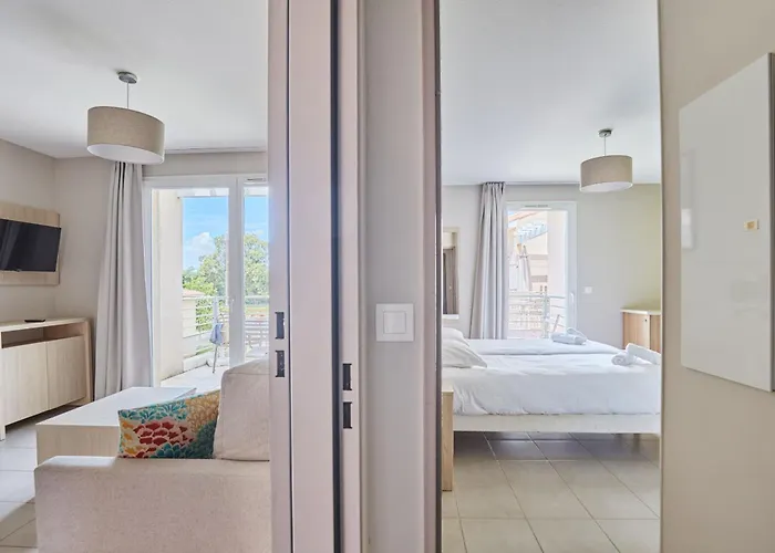 Lejlighedshotel Odalys Les Oceanides 3*